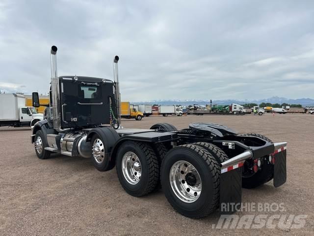 Peterbilt 567 Τράκτορες