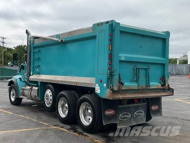 Peterbilt 567 Φορτηγά Ανατροπή