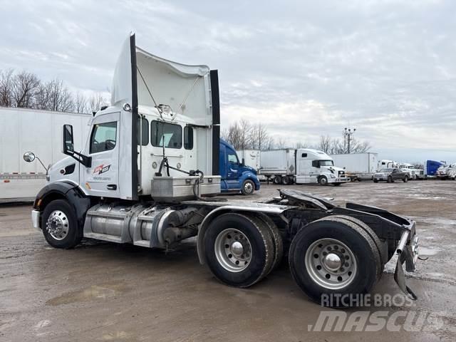 Peterbilt 579 Τράκτορες
