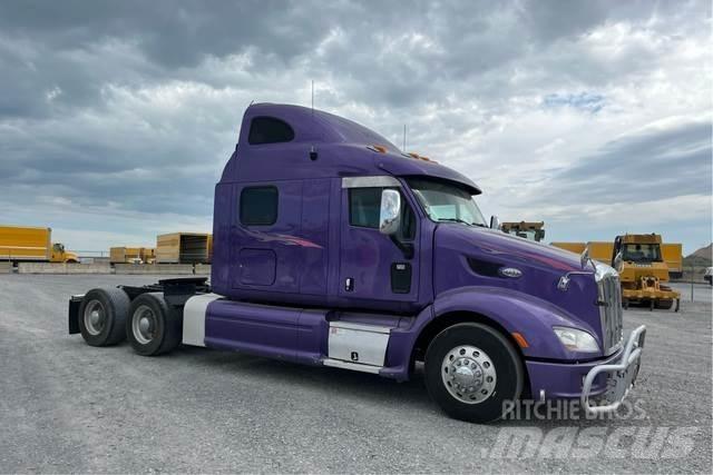 Peterbilt 587 Τράκτορες