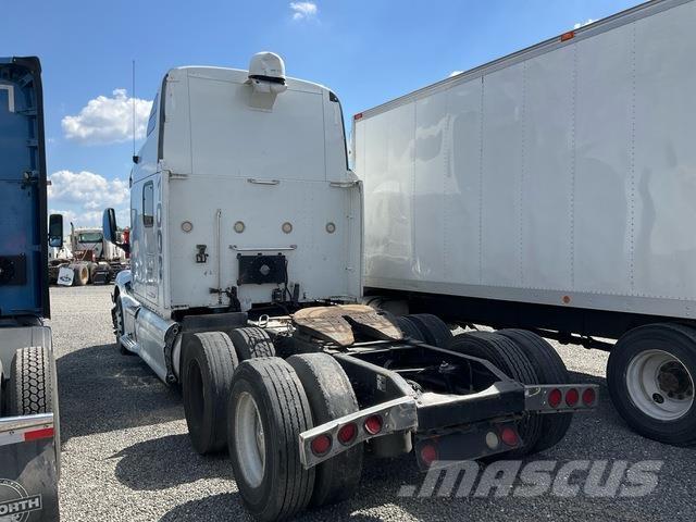 Peterbilt 587 Τράκτορες