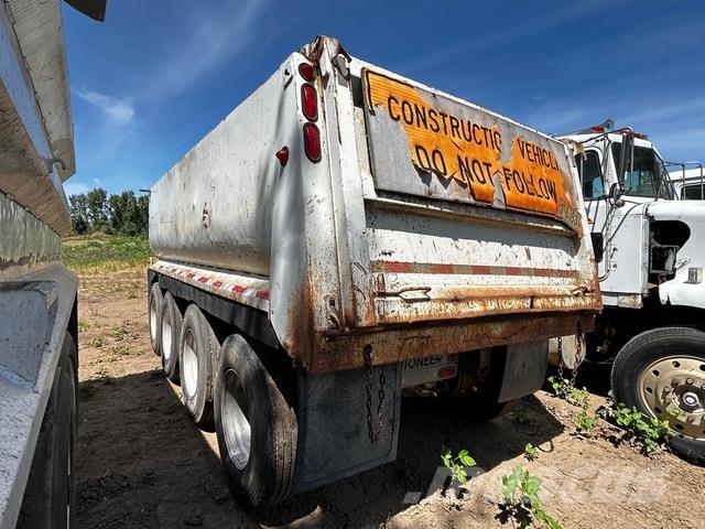 Pioneer  Ανατρεπόμενες ρυμούλκες