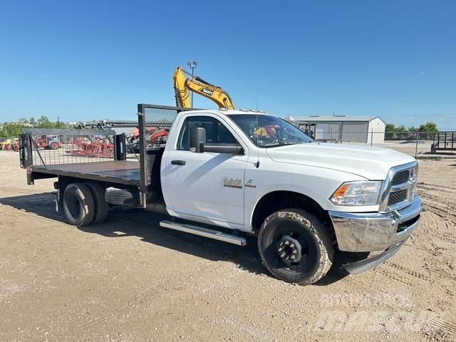 RAM 3500 Φορτηγά Kαρότσα με ανοιγόμενα πλαϊνά