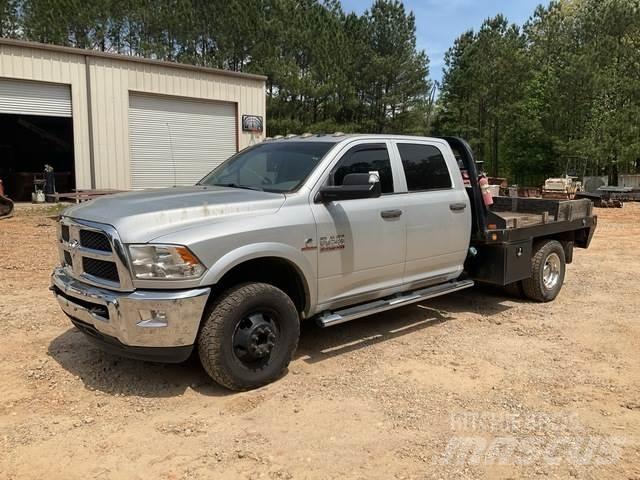RAM 3500 Φορτηγά Kαρότσα με ανοιγόμενα πλαϊνά