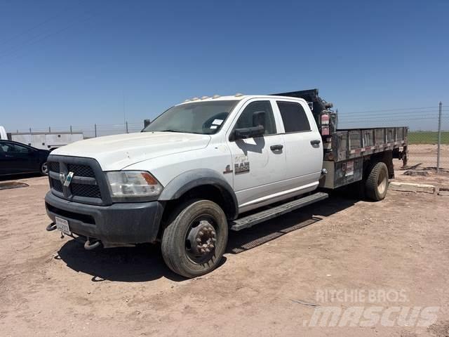 RAM 5500HD Φορτηγά Kαρότσα με ανοιγόμενα πλαϊνά
