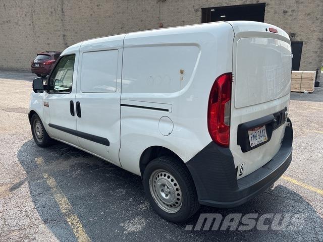RAM Promaster Κλούβες με συρόμενες πόρτες