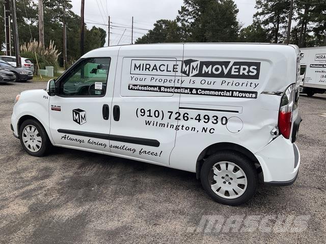 RAM Promaster Κλούβες με συρόμενες πόρτες