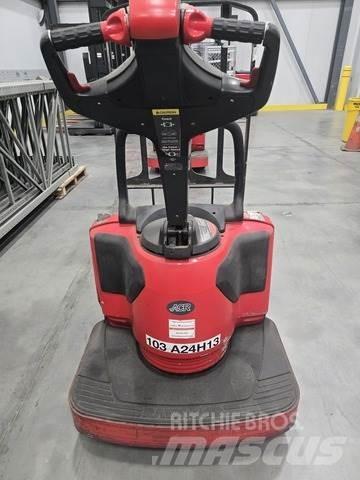 Raymond 8410 Χειροκίνητο ανυψωτικό αμαξίδιο