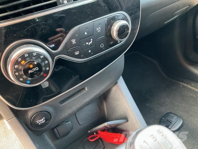 Renault Clio Αυτοκίνητα