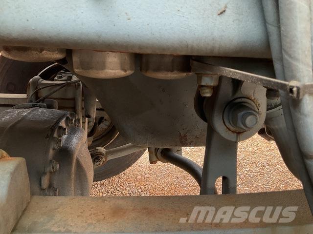 Renault Kerax Εκχιονιστήρες και χιονοδιώχτες