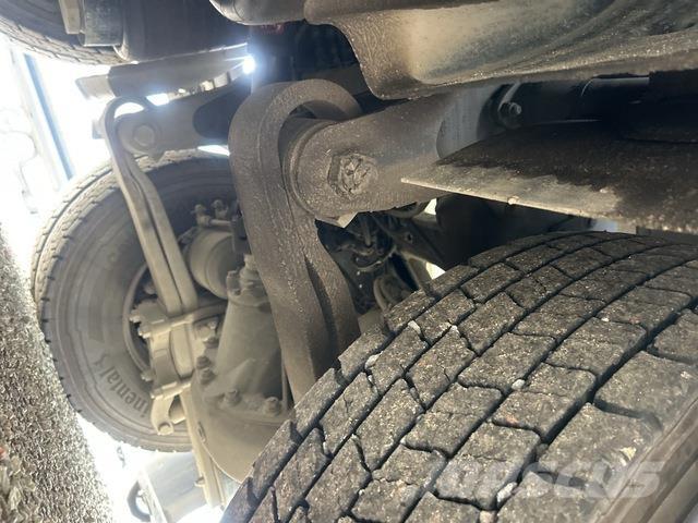 Scania P320 Αποφρακτικά οχήματα