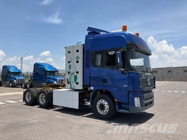 Shacman X3000 Καμπίνες και εσωτερικό