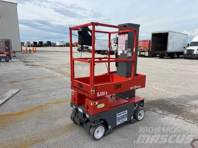 SkyJack SJ20E Ανυψωτήρες με κατακόρυφους πυλώνες