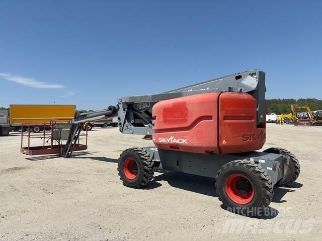 SkyJack SJ63AJ Ανυψωτήρες με αρθρωτό βραχίονα