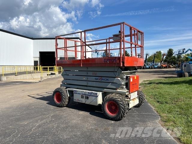 SkyJack SJ7135 Ανυψωτήρες ψαλιδωτής άρθρωσης
