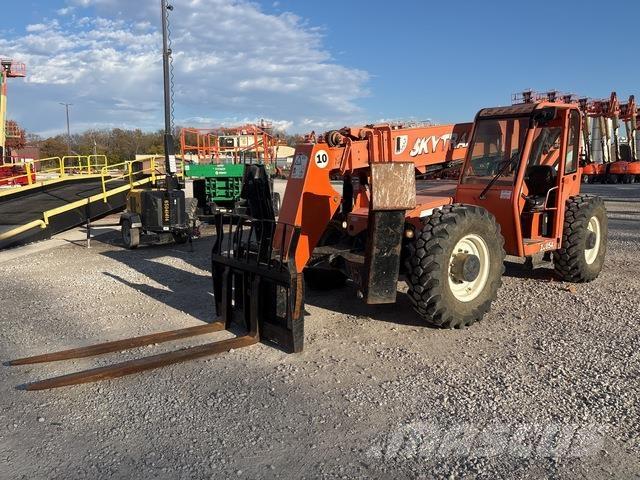 SkyTrak 10054 Τηλεσκοπικοί ανυψωτές