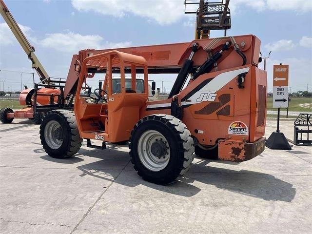 SkyTrak 8042 Τηλεσκοπικοί ανυψωτές