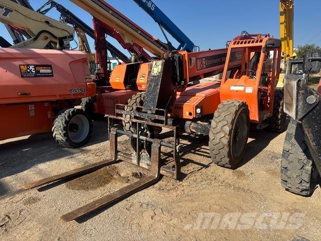 SkyTrak 8042 Τηλεσκοπικοί ανυψωτές