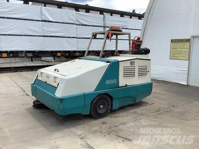 Tennant 800 Εσωτερικές σκούπες