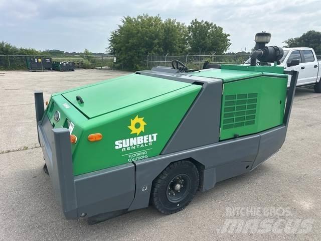 Tennant 800LPG Εσωτερικές σκούπες