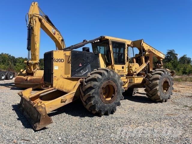 Tigercat 620D Μετατοπιστές