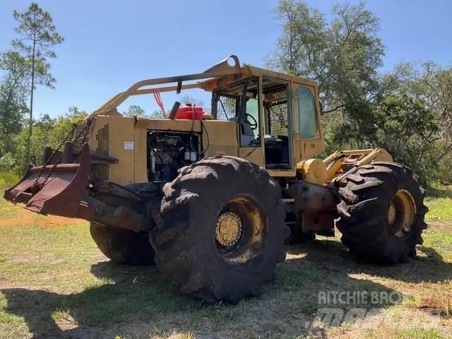 Timberjack 460 Μετατοπιστές