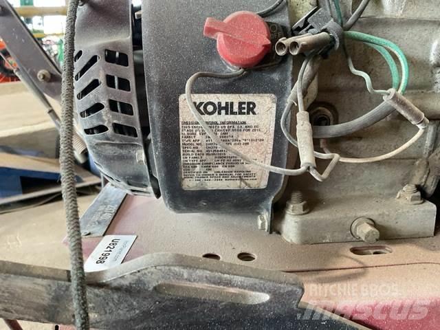 Toro 23740 Εσωτερικές σκούπες