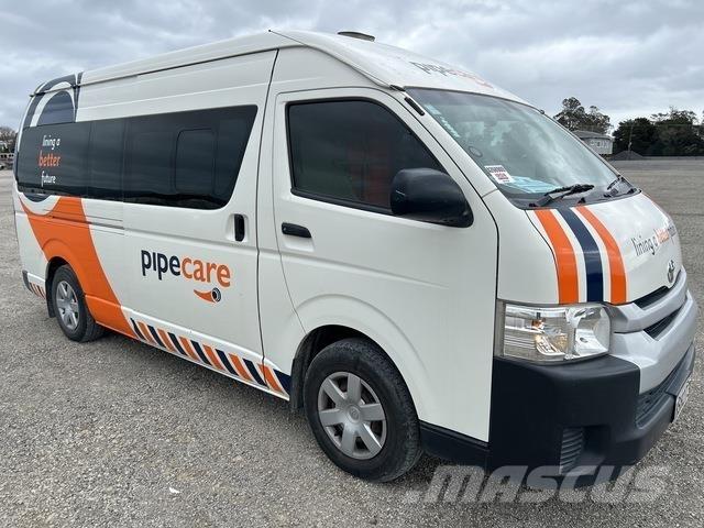 Toyota HiAce Κλούβες με συρόμενες πόρτες