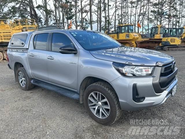 Toyota HiLux Pickup/Αγροτικό