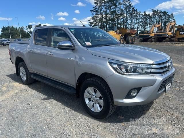 Toyota HiLux Pickup/Αγροτικό