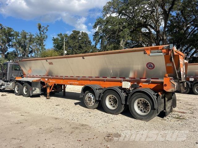 Trail King  Ημιρυμούλκες με κινούμενο δάπεδο