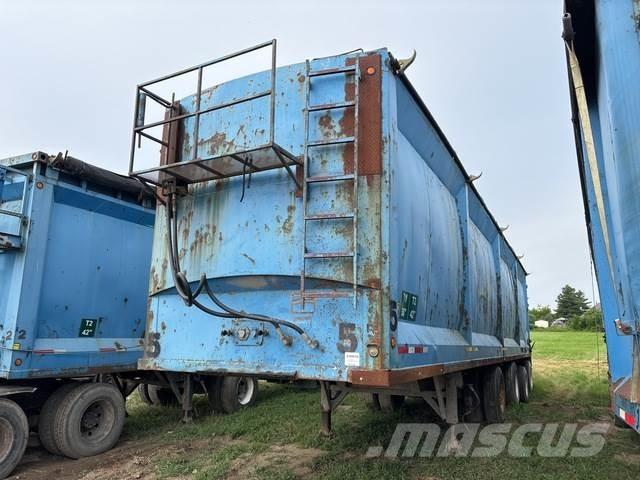 Universal  Ημιρυμούλκες με κινούμενο δάπεδο