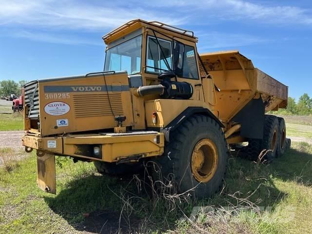 Volvo A25C 6x6 Σπαστό Dump Truck ADT