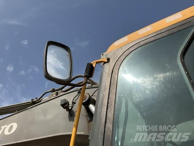 Volvo EC210D Εκσκαφείς με ερπύστριες