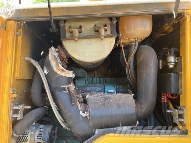 Volvo L90F Φορτωτές με λάστιχα (Τροχοφόροι)