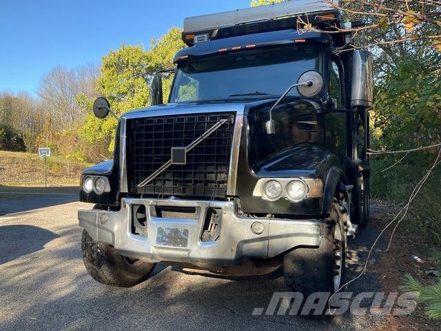 Volvo VHD Φορτηγά Ανατροπή