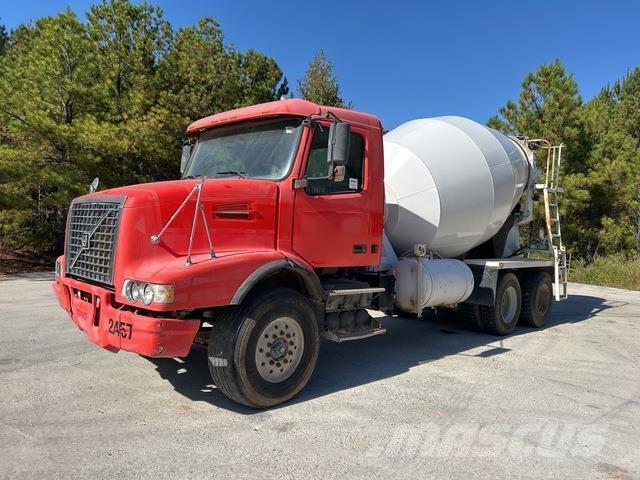 Volvo VHD64B Άλλα Φορτηγά