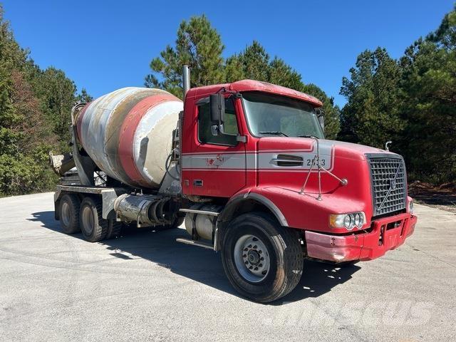 Volvo VHD64B Άλλα Φορτηγά