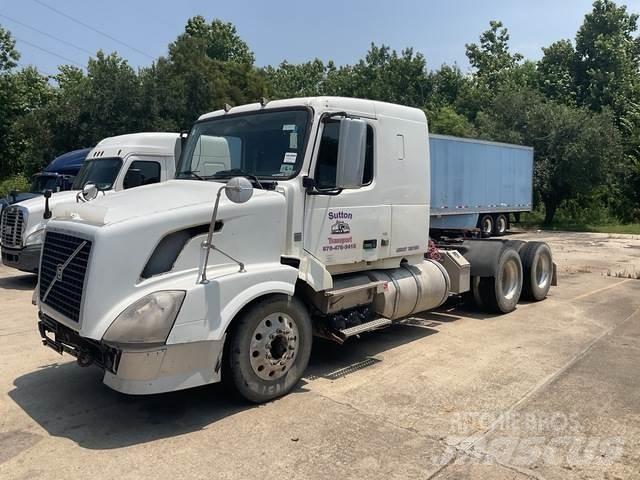 Volvo VNL Τράκτορες