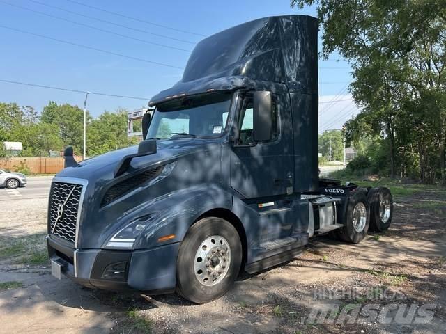 Volvo VNL Τράκτορες
