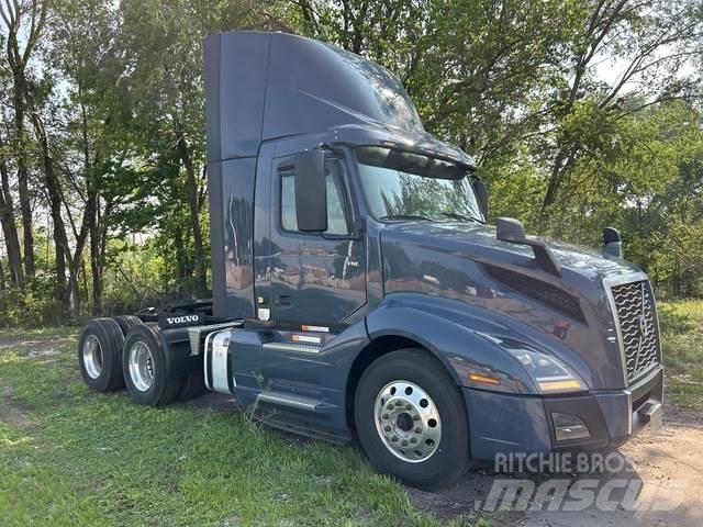 Volvo VNL Τράκτορες