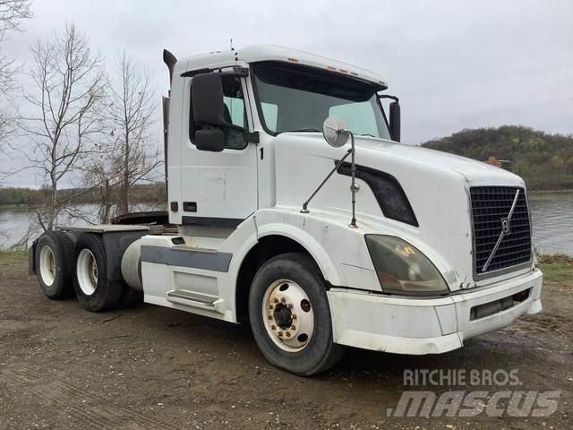 Volvo VNL Τράκτορες