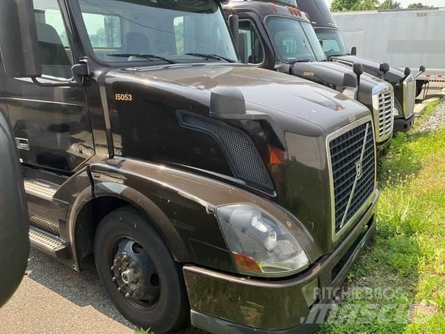 Volvo VNL Τράκτορες