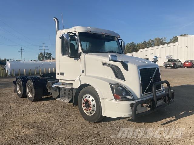 Volvo VNL Τράκτορες