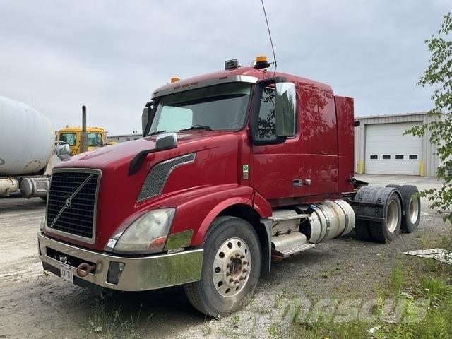 Volvo VNL Τράκτορες