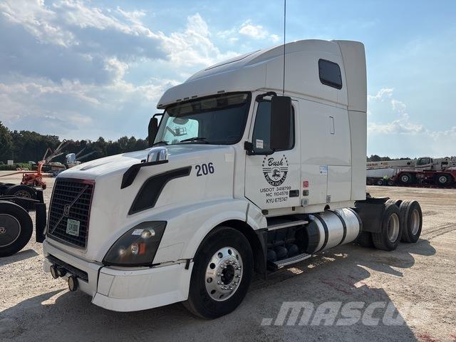 Volvo VNL Τράκτορες