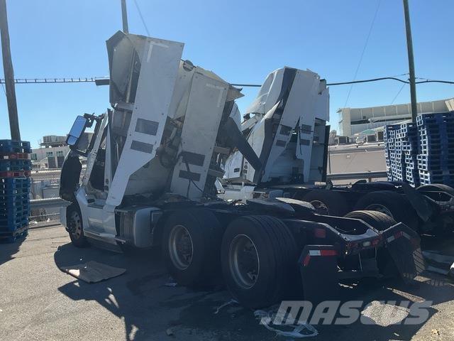 Volvo VNL Τράκτορες