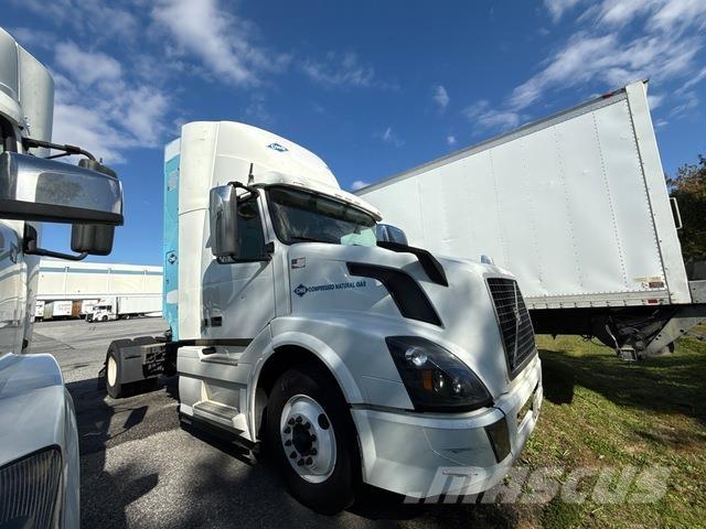 Volvo VNL Τράκτορες