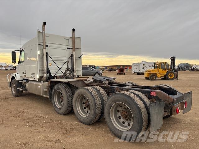 Volvo VNL Τράκτορες