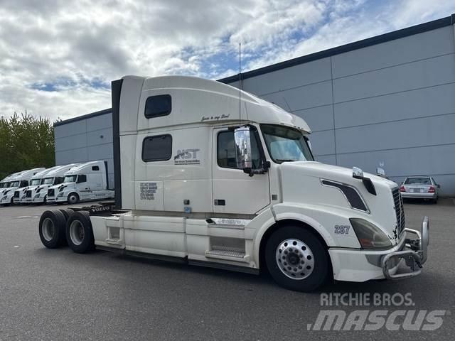Volvo VNL 780 Τράκτορες